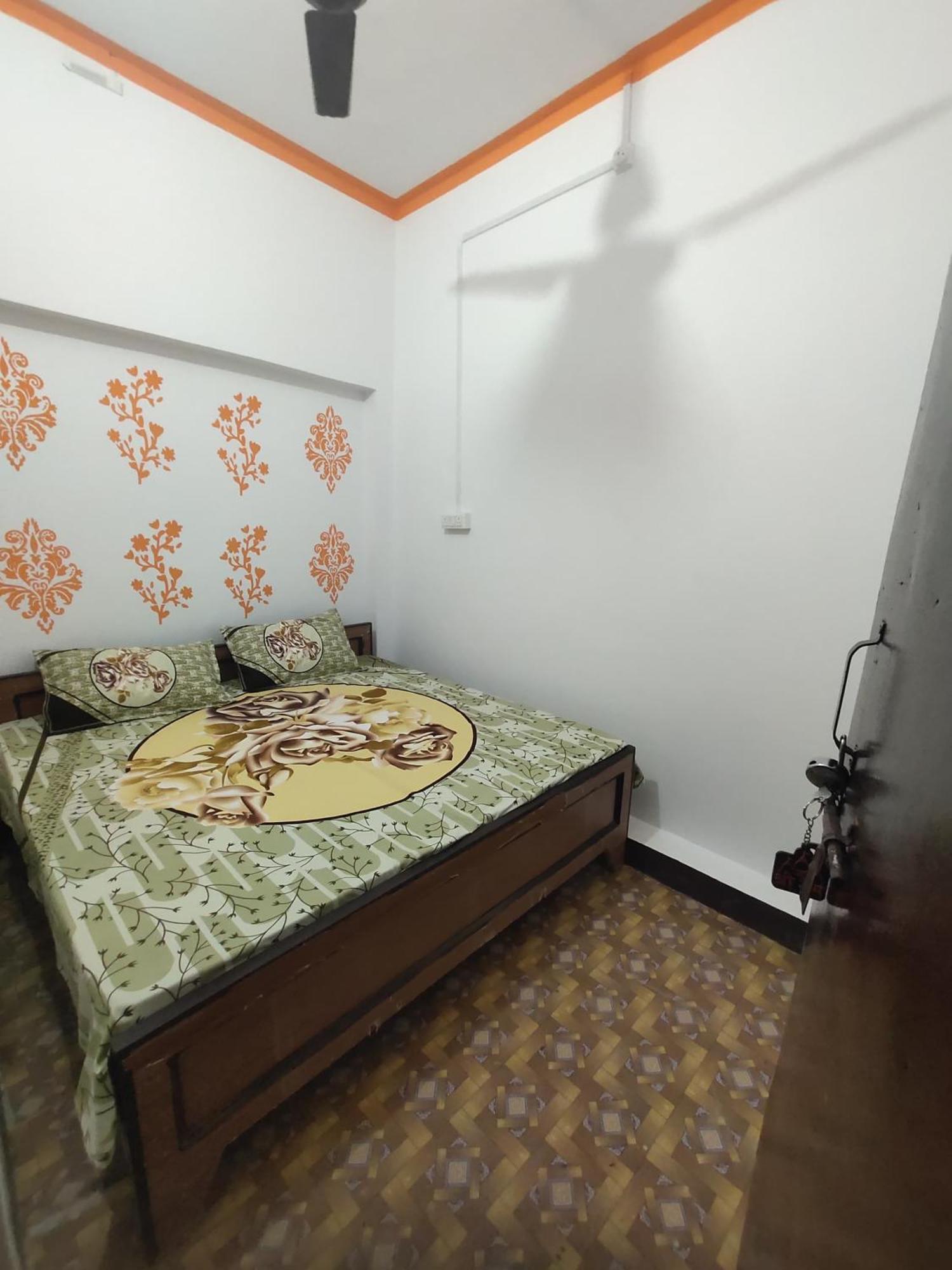Awadh Guest House Ayodhya Bagian luar foto